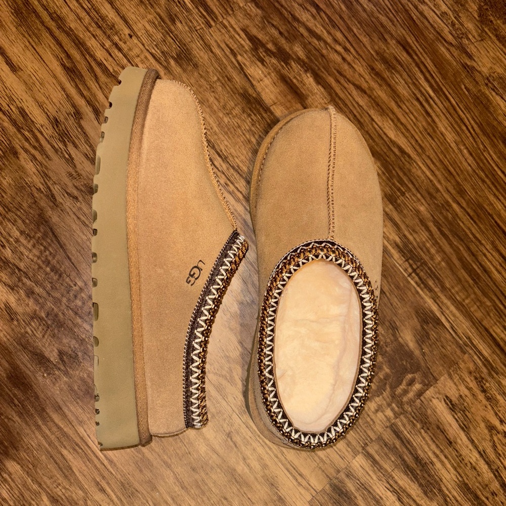 Ugg slippers